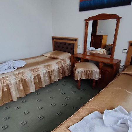 Guest Rooms Grachenovi Bansko Bagian luar foto