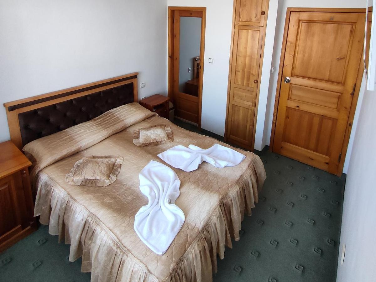 Guest Rooms Grachenovi Bansko Bagian luar foto