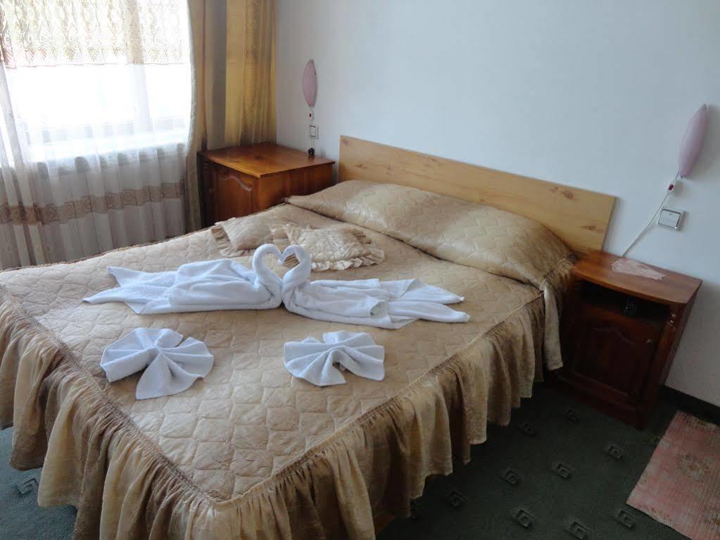 Guest Rooms Grachenovi Bansko Bagian luar foto