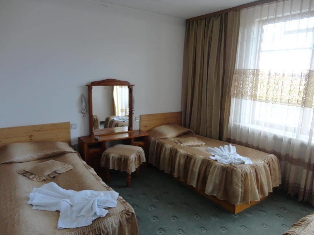 Guest Rooms Grachenovi Bansko Bagian luar foto